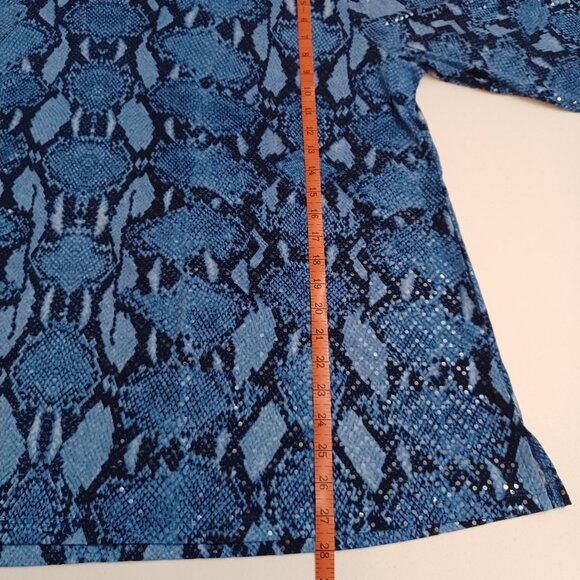 Women's Susan Graver Blue Snake Skin Sequin w/ Peek A Boo Sleeve Slit's Large - Picture 4 of 9